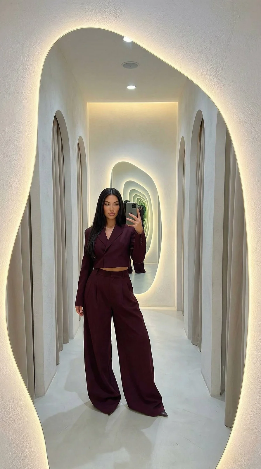 Mirror Curve Muse